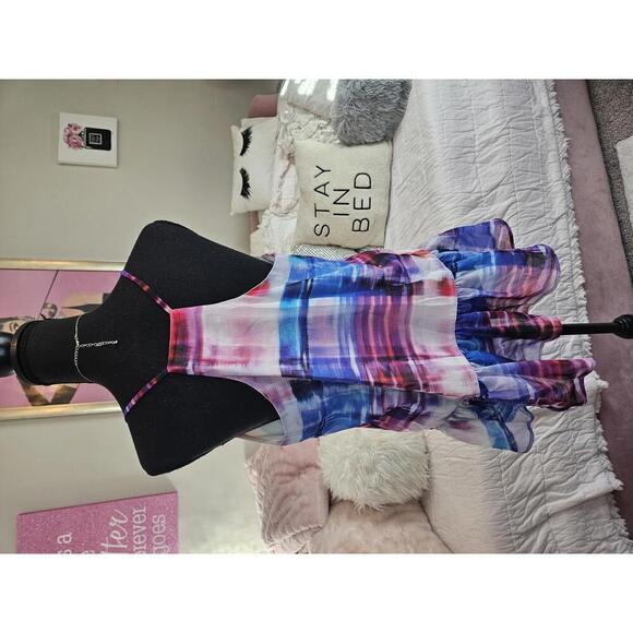 Colorful Women's Tank Top - Picture 3 of 6